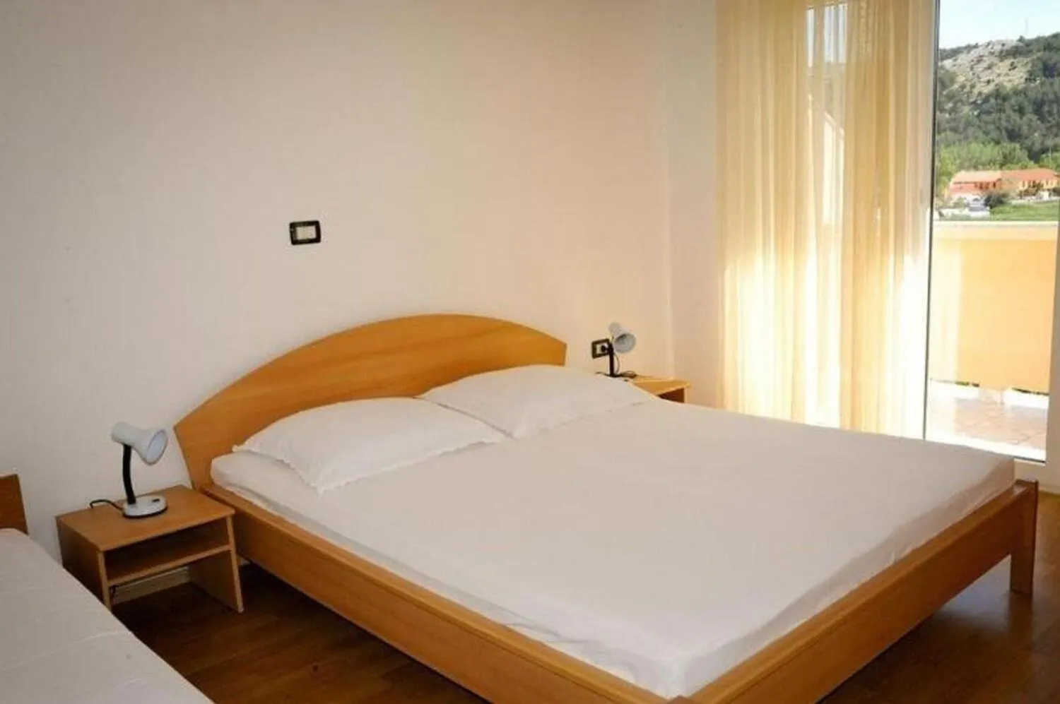 Apartments Bepa Lopar 0*,