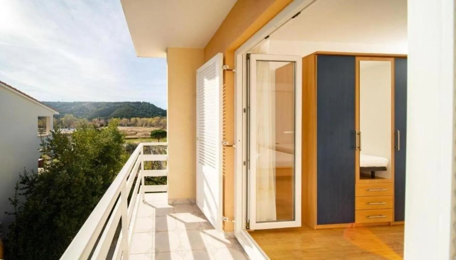 Apartments Bepa Lopar