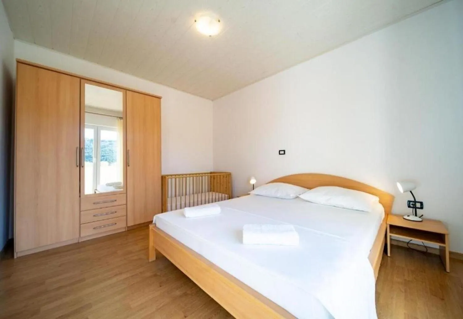 Apartments Bepa Lopar