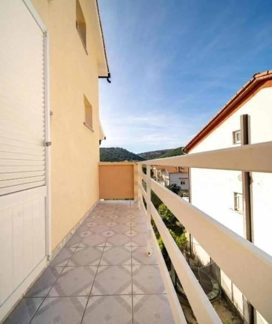 Apartments Bepa Lopar