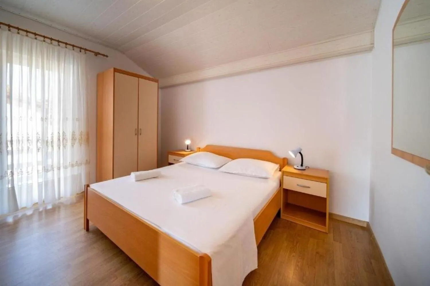 Apartments Bepa Lopar